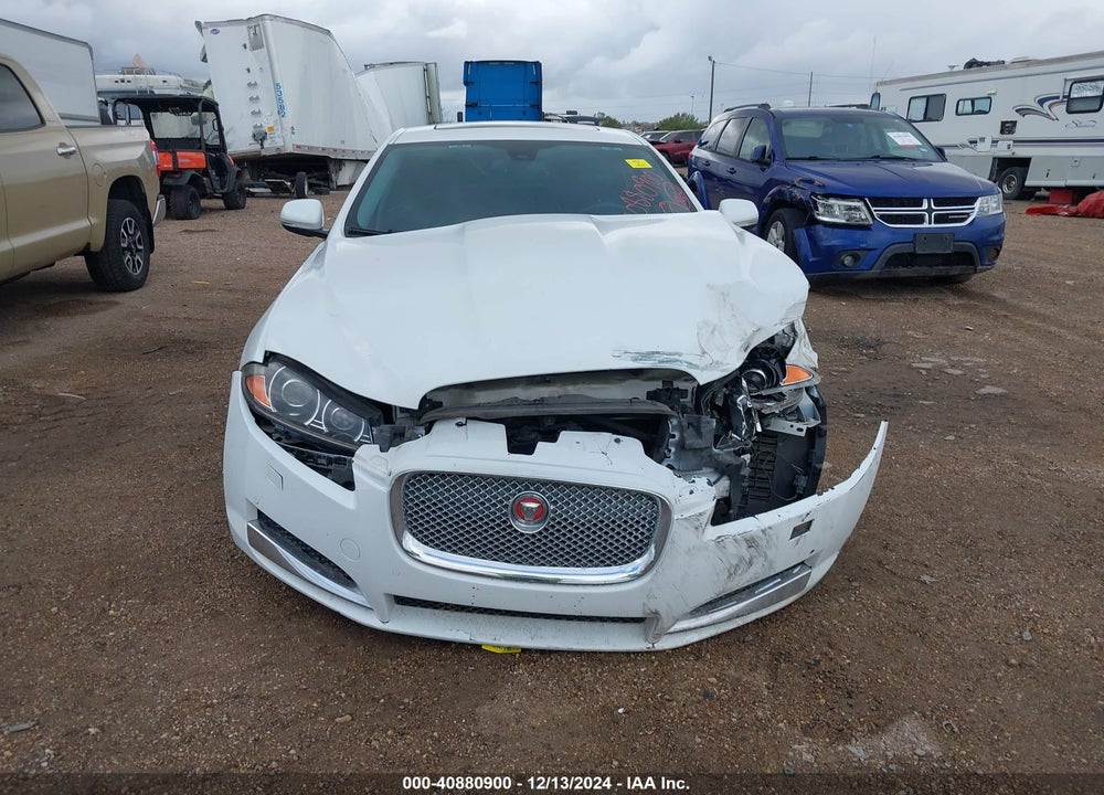 2014 JAGUAR XF I4 T VIN: SAJWA0ES2EPU16648