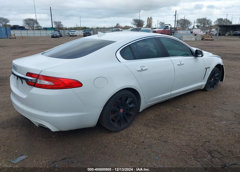 2014 JAGUAR XF I4 T VIN: SAJWA0ES2EPU16648