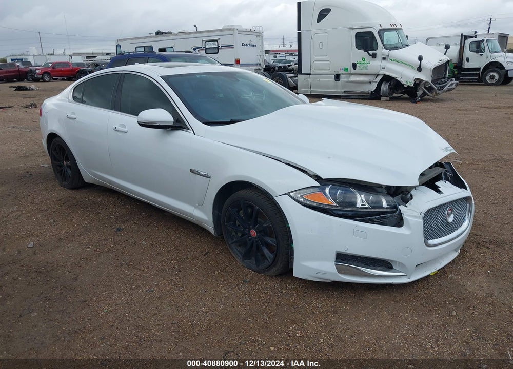2014 JAGUAR XF I4 T VIN: SAJWA0ES2EPU16648