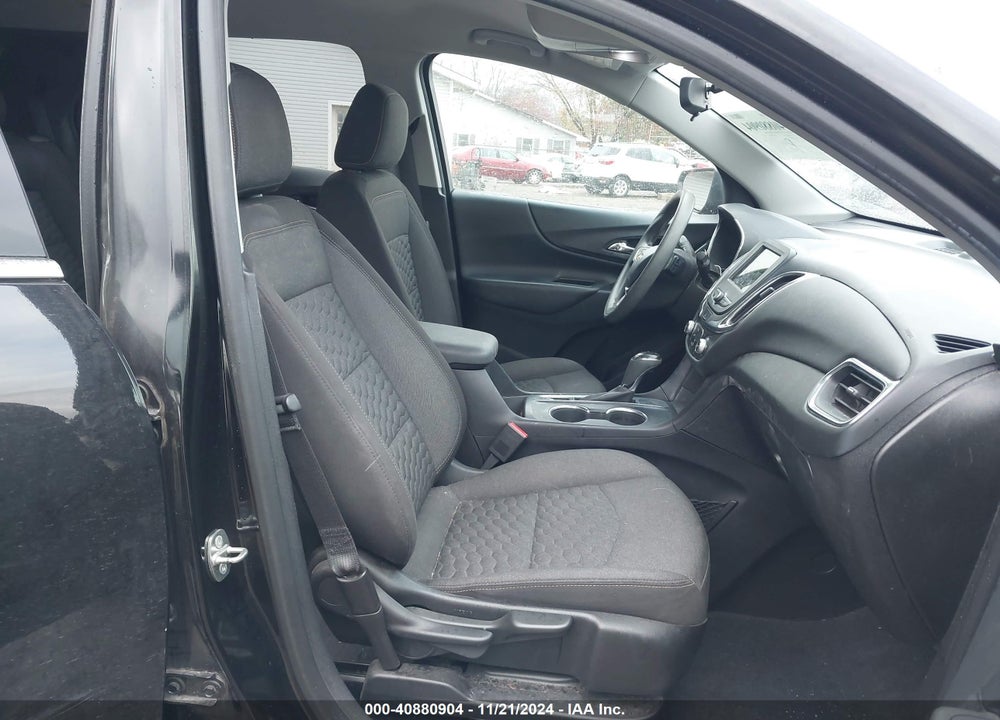 2019 CHEVROLET EQUINOX LT VIN: 2GNAXKEV8K6108125