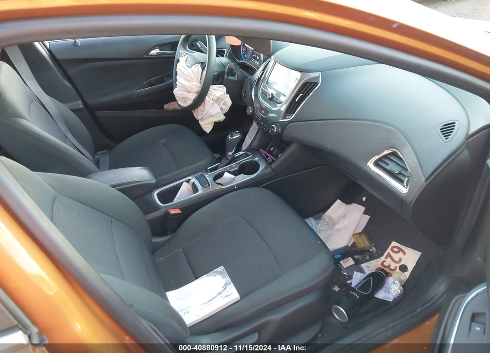 2017 CHEVROLET CRUZE LT AUTO VIN: 3G1BE6SM3HS547693