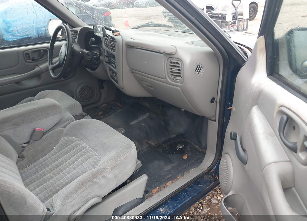 2001 CHEVROLET S-10 VIN: 1GCCS19W418154525