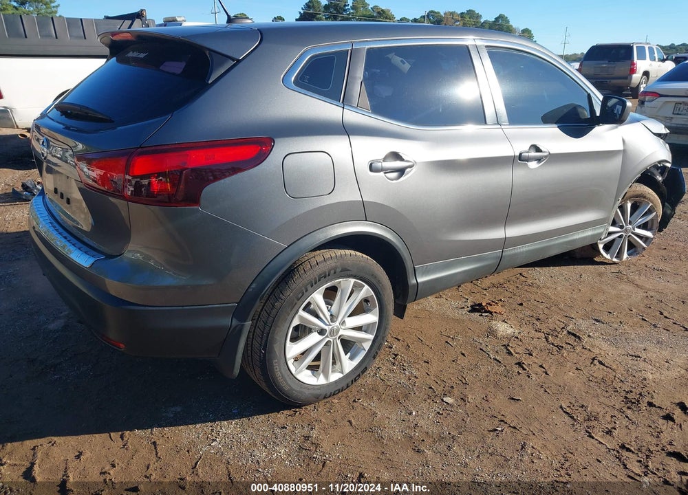2018 NISSAN ROGUE SPORT S VIN: JN1BJ1CP0JW164175