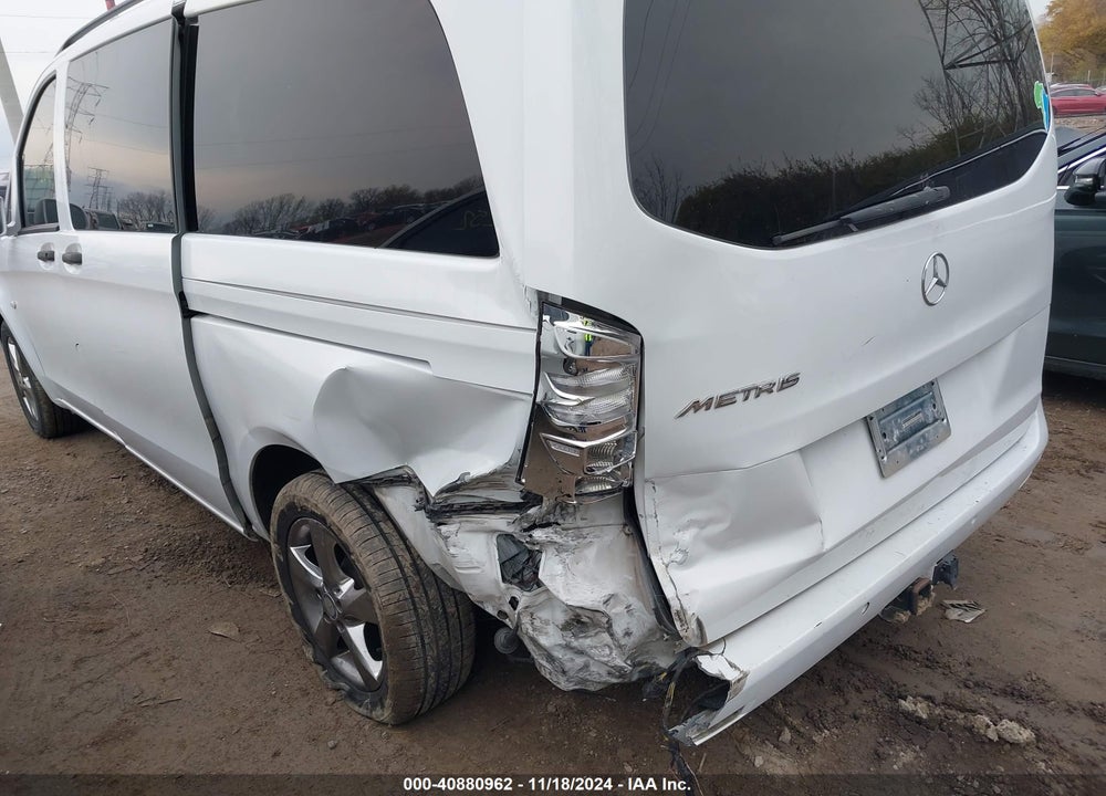 2016 MERCEDES-BENZ METRIS VIN: WD4PG2EE3G3130668