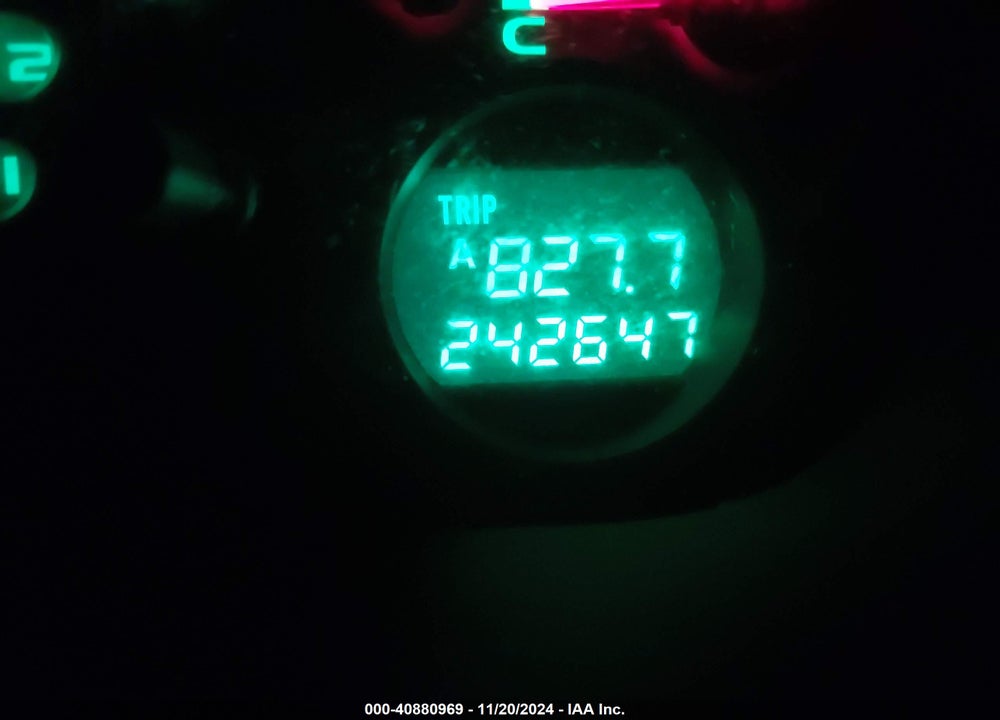 2004 HONDA PILOT VIN: 2HKYF18604H589222