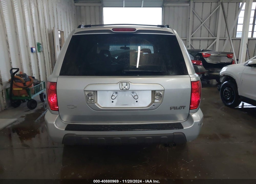 2004 HONDA PILOT VIN: 2HKYF18604H589222
