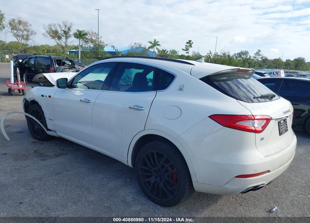 2018 MASERATI LEVANTE GRANSPORT VIN: ZN661XUS5JX294501