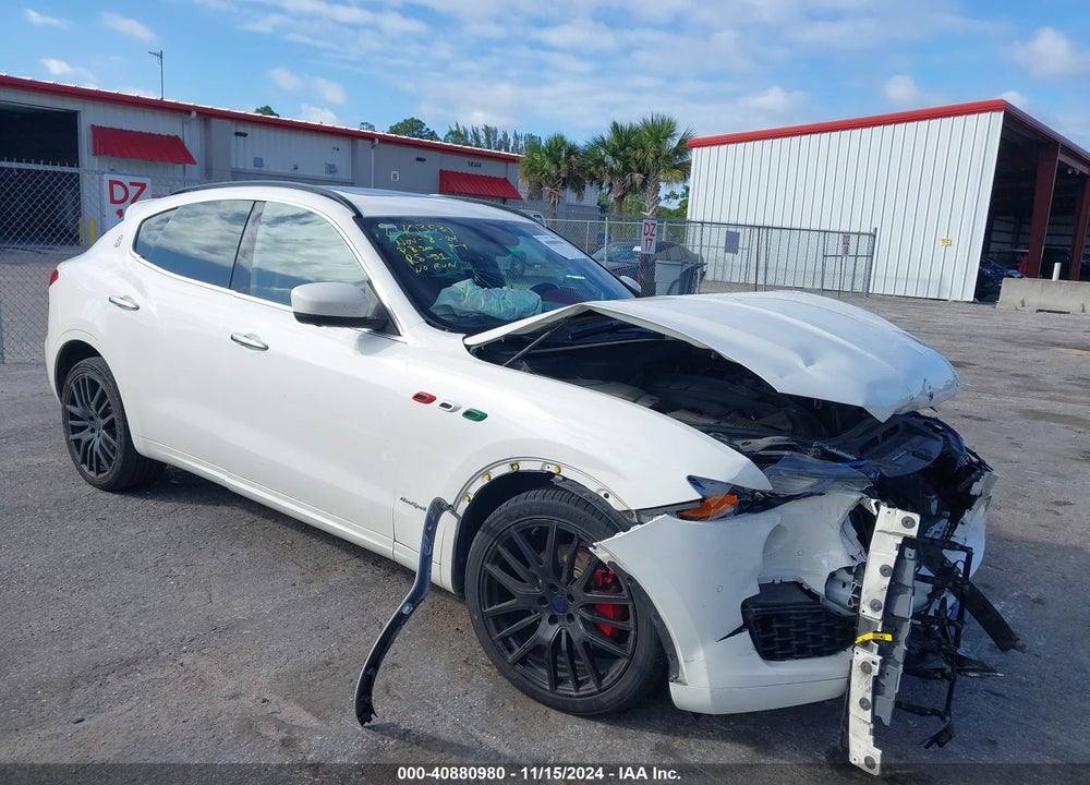 2018 MASERATI LEVANTE GRANSPORT VIN: ZN661XUS5JX294501