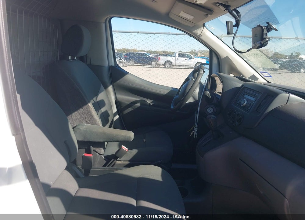2014 NISSAN NV200 VIN: 3N6CM0KN7EK697433