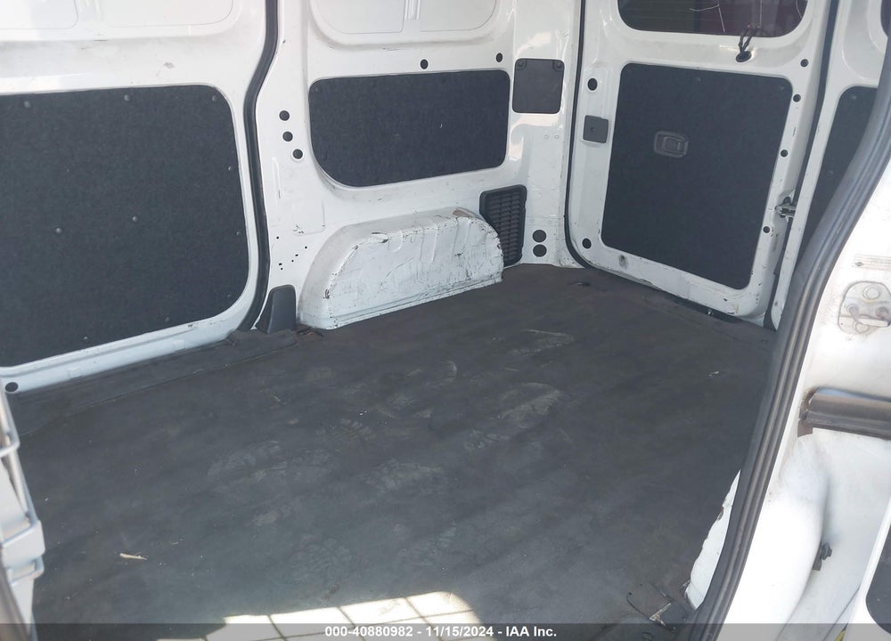 2014 NISSAN NV200 VIN: 3N6CM0KN7EK697433