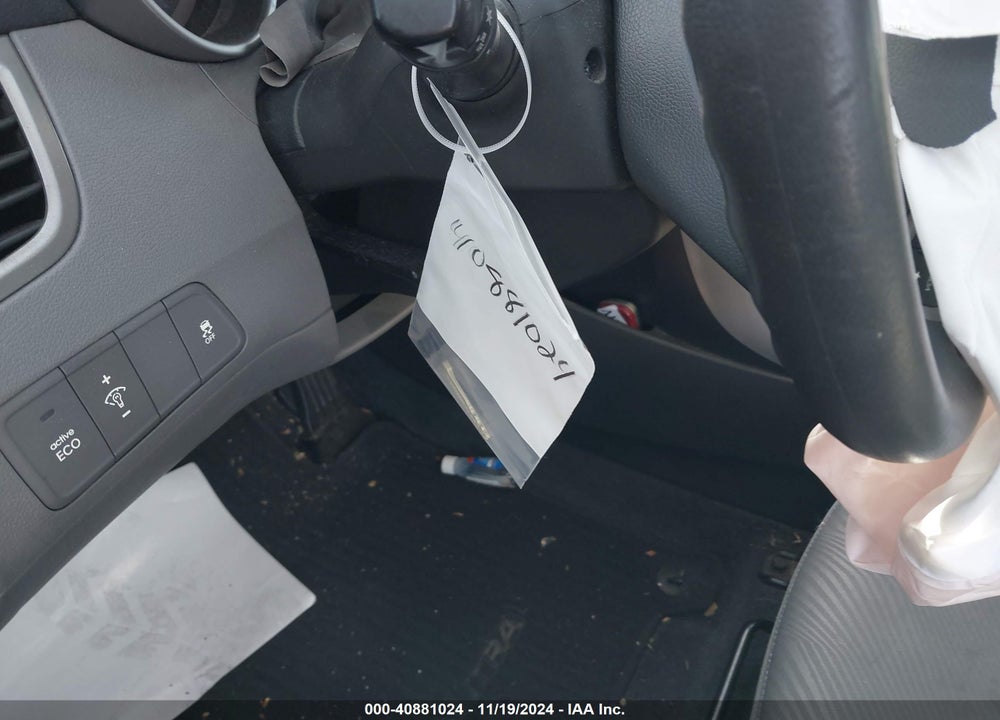 2013 HYUNDAI ELANTRA GLS VIN: KMHDH4AE8DU753488