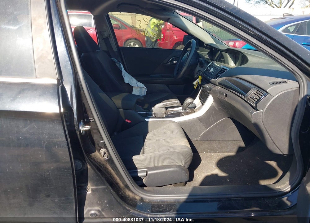 2017 HONDA ACCORD LX VIN: 1HGCR2F32HA080523