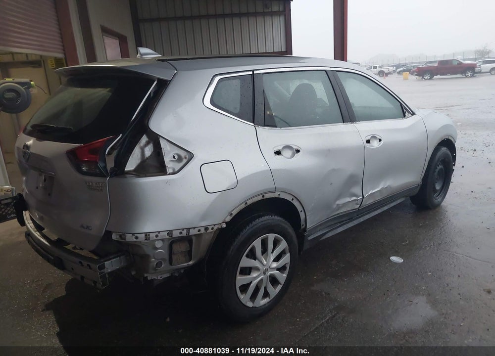 2017 NISSAN ROGUE S VIN: KNMAT2MV7HP558508