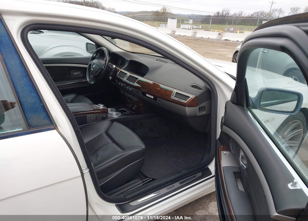 2006 BMW 750LI VIN: WBAHN83526DT61190