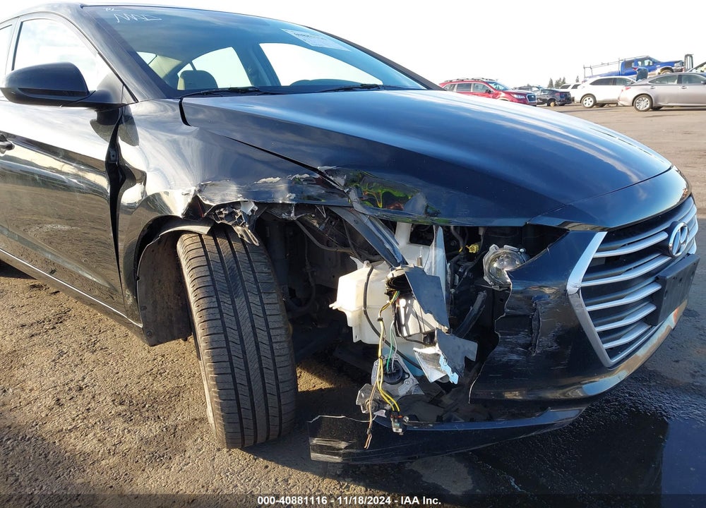 2018 HYUNDAI ELANTRA SEL VIN: 5NPD84LF3JH293706