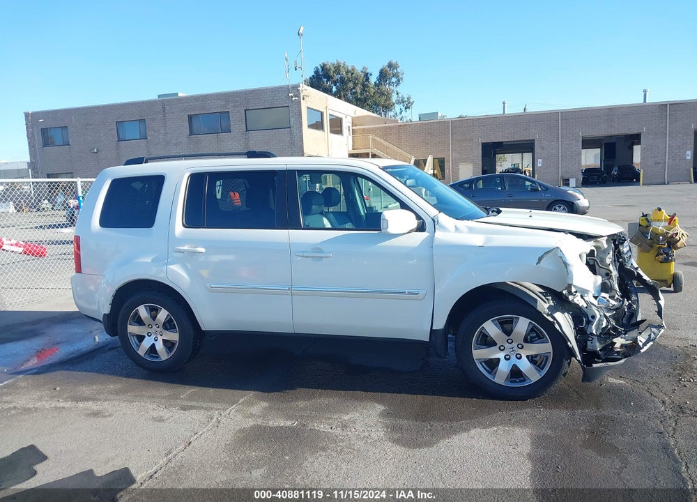 2015 HONDA PILOT TOURING VIN: 5FNYF3H91FB020306