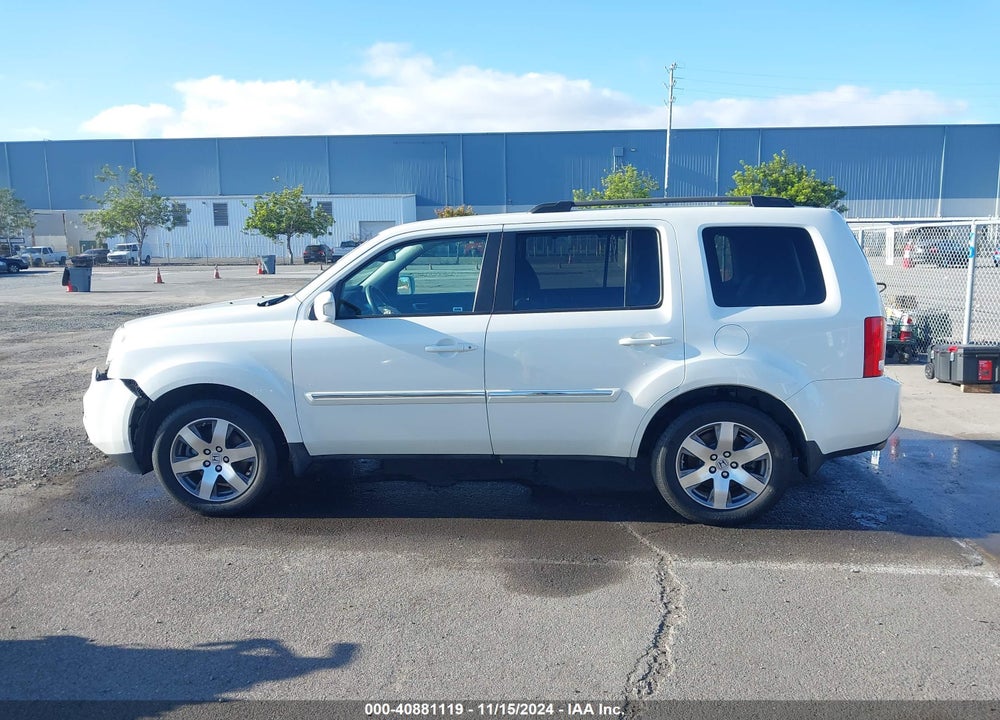 2015 HONDA PILOT TOURING VIN: 5FNYF3H91FB020306