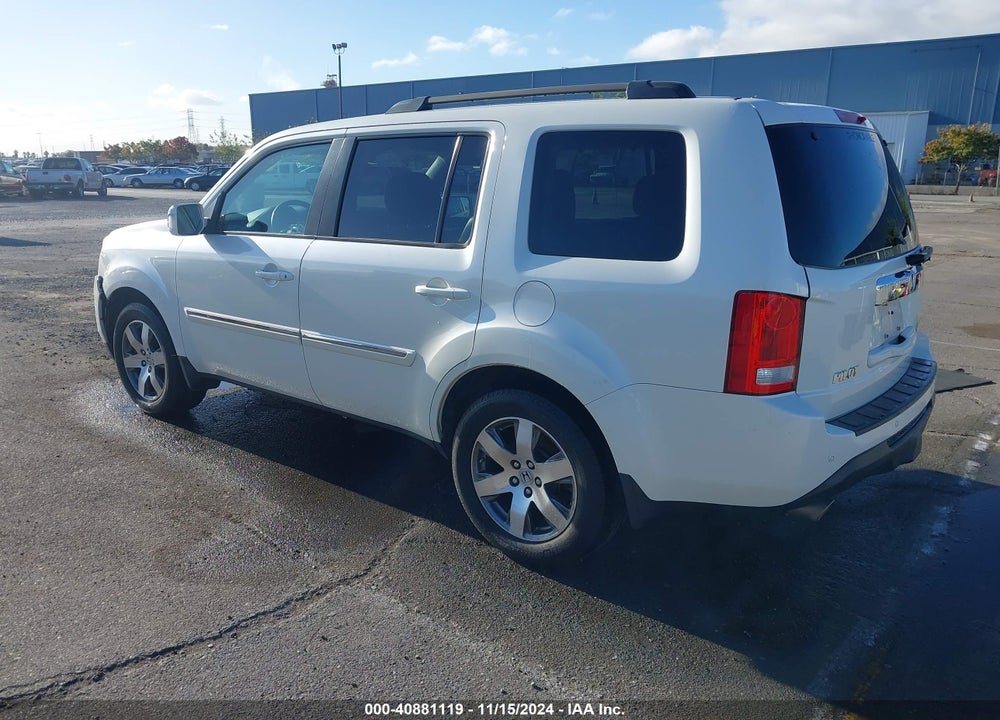 2015 HONDA PILOT TOURING VIN: 5FNYF3H91FB020306