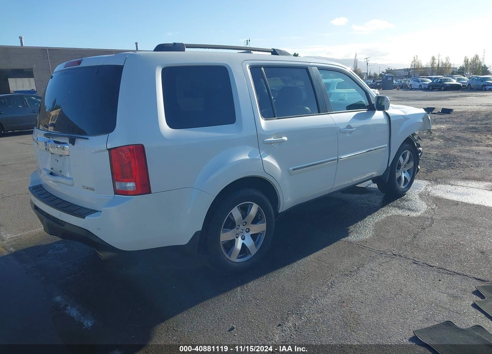 2015 HONDA PILOT TOURING VIN: 5FNYF3H91FB020306