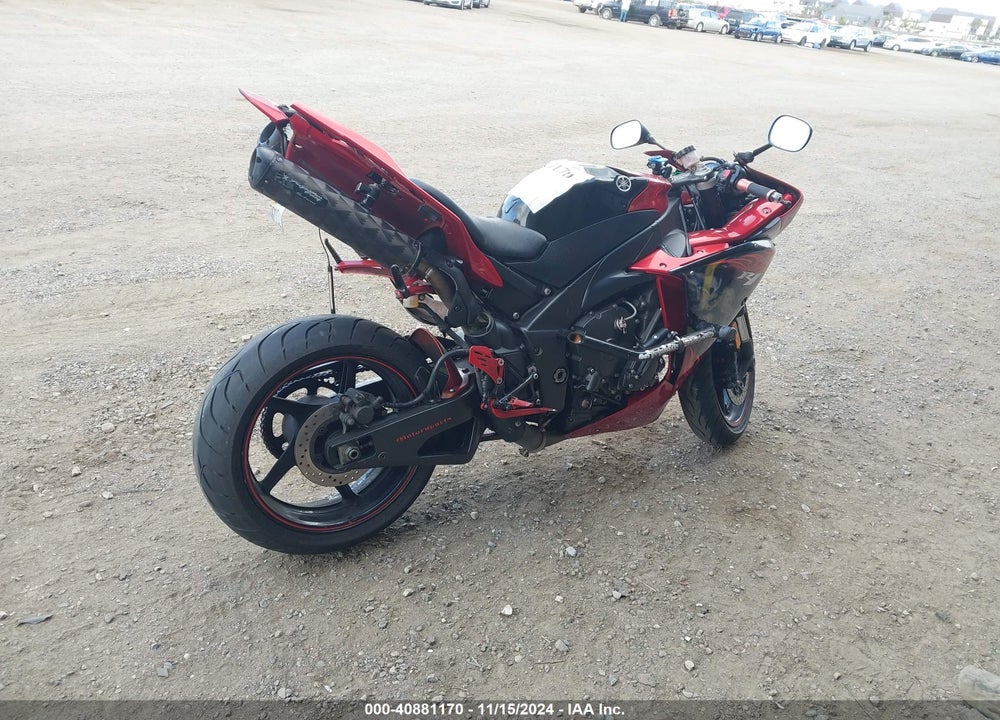 2011 YAMAHA YZFR1 C VIN: JYARN23Y1BA002337
