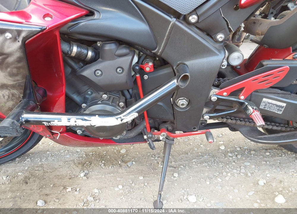 2011 YAMAHA YZFR1 C VIN: JYARN23Y1BA002337