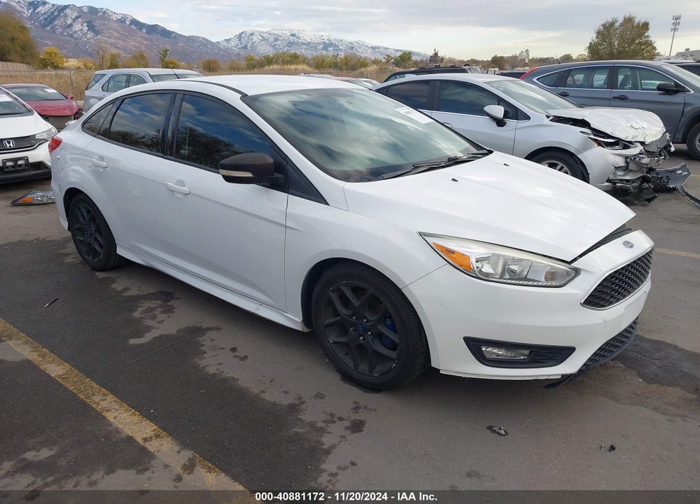 2015 FORD FOCUS SE VIN: 1FADP3F20FL241741