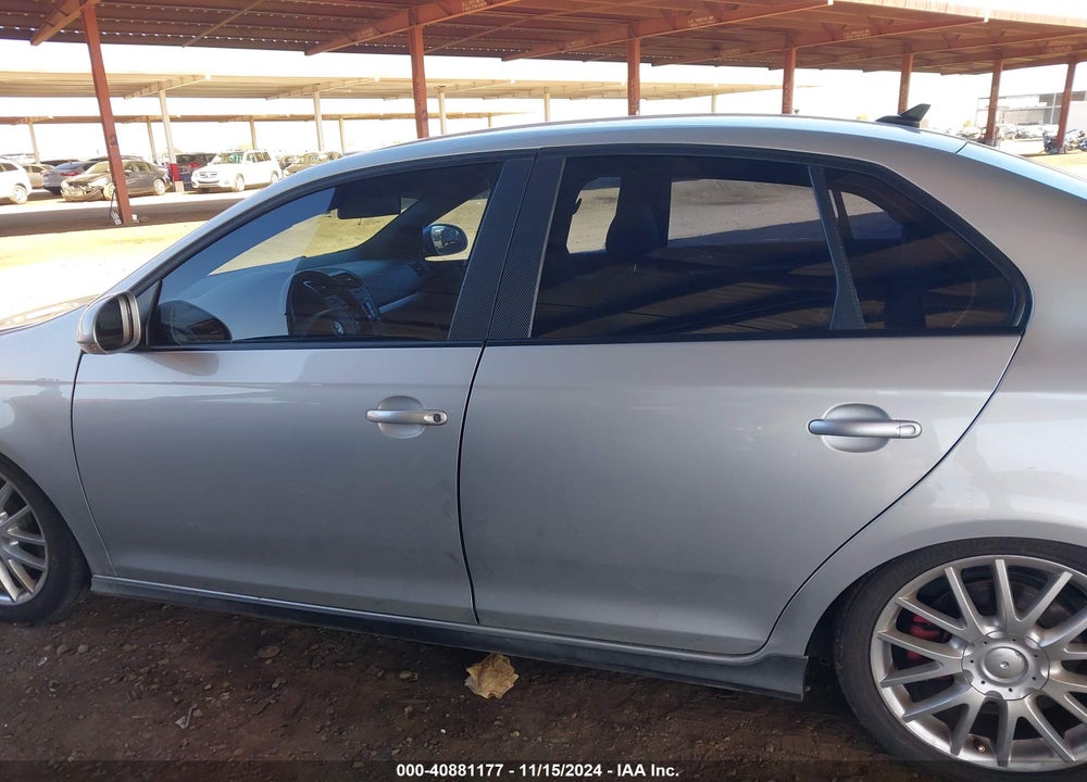 2007 VOLKSWAGEN JETTA GLI VIN: 3VWTJ71K27M121913