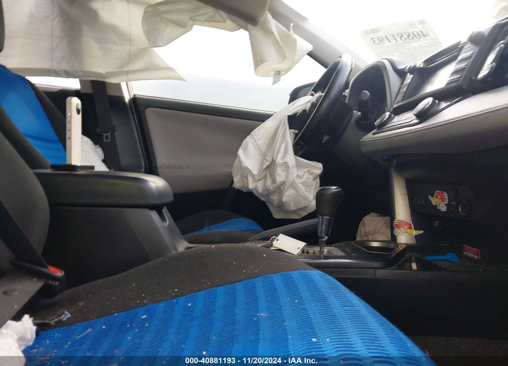 2016 TOYOTA RAV4 HYBRID XLE VIN: JTMRJREV4GD042056