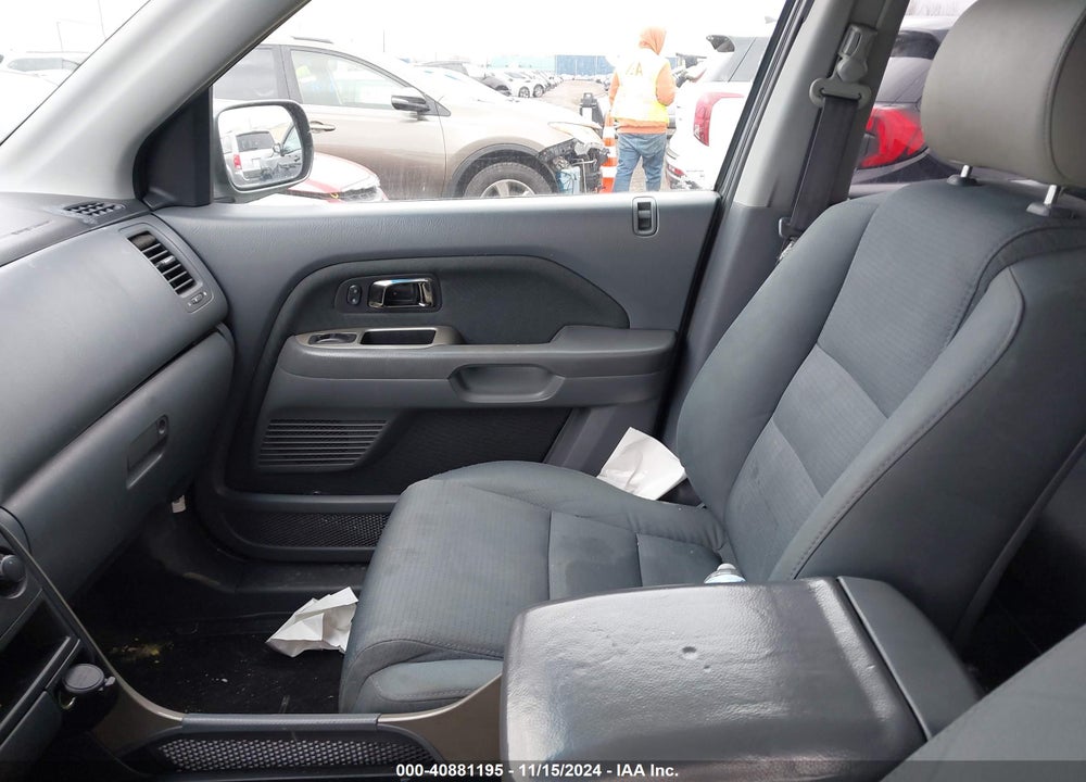 2008 HONDA PILOT VP VIN: 5FNYF18218B023104