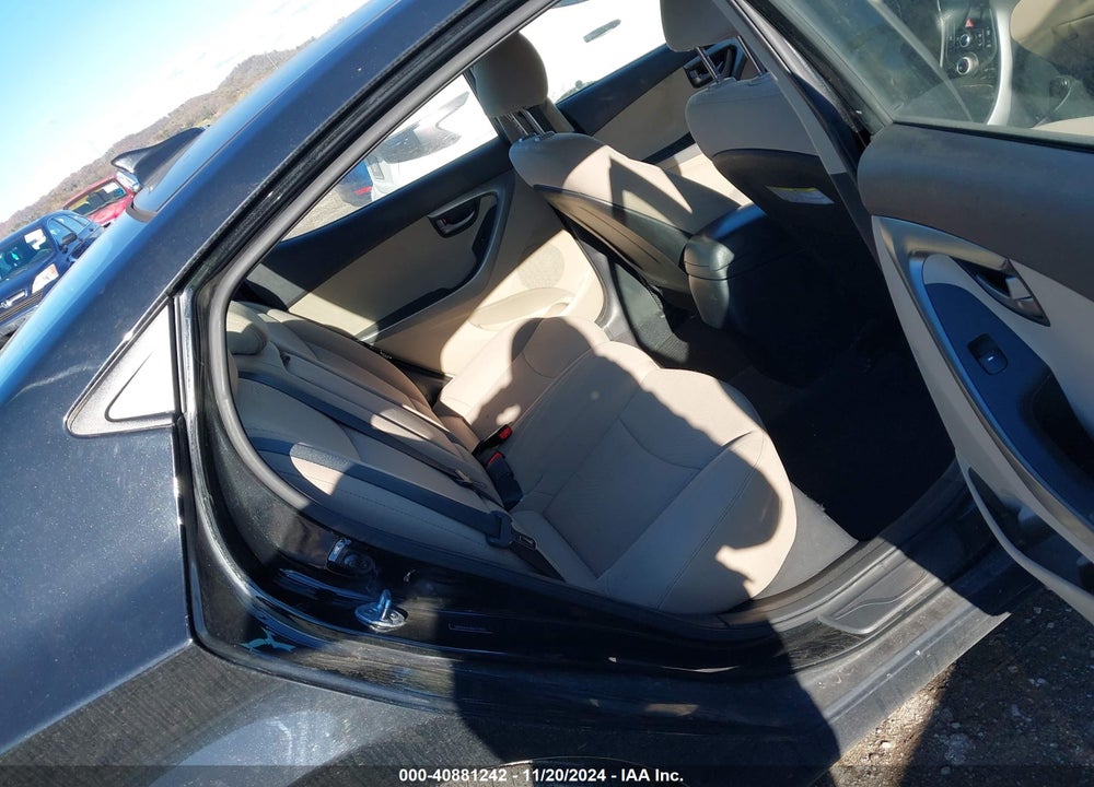 2016 HYUNDAI ELANTRA SE VIN: 5NPDH4AE8GH712975