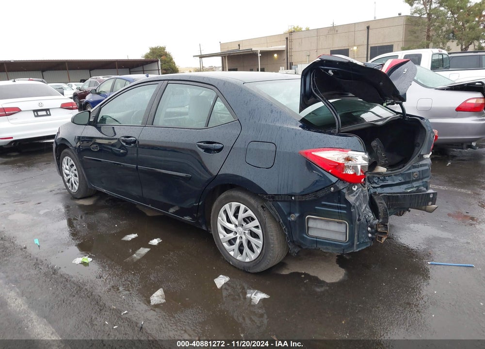 2018 TOYOTA COROLLA LE VIN: 2T1BURHE8JC002393