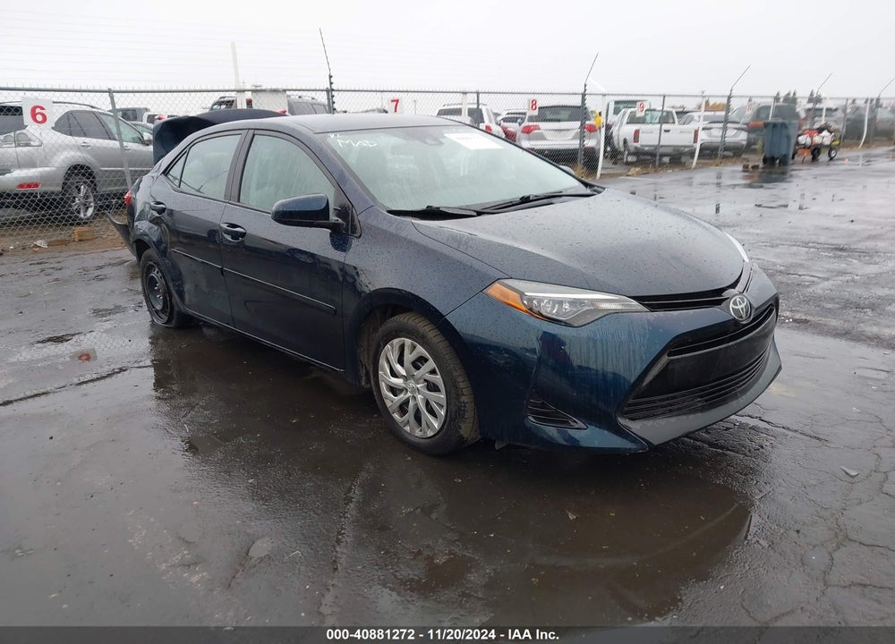 2018 TOYOTA COROLLA LE VIN: 2T1BURHE8JC002393