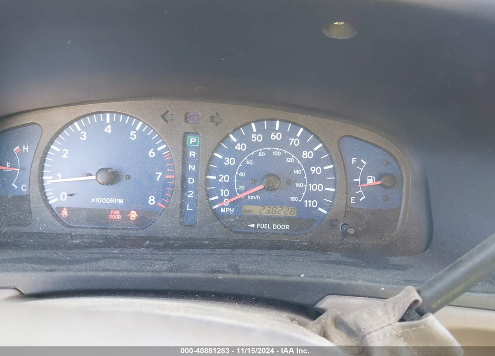 2002 TOYOTA SIENNA LE VIN: 4T3ZF13C92U469295