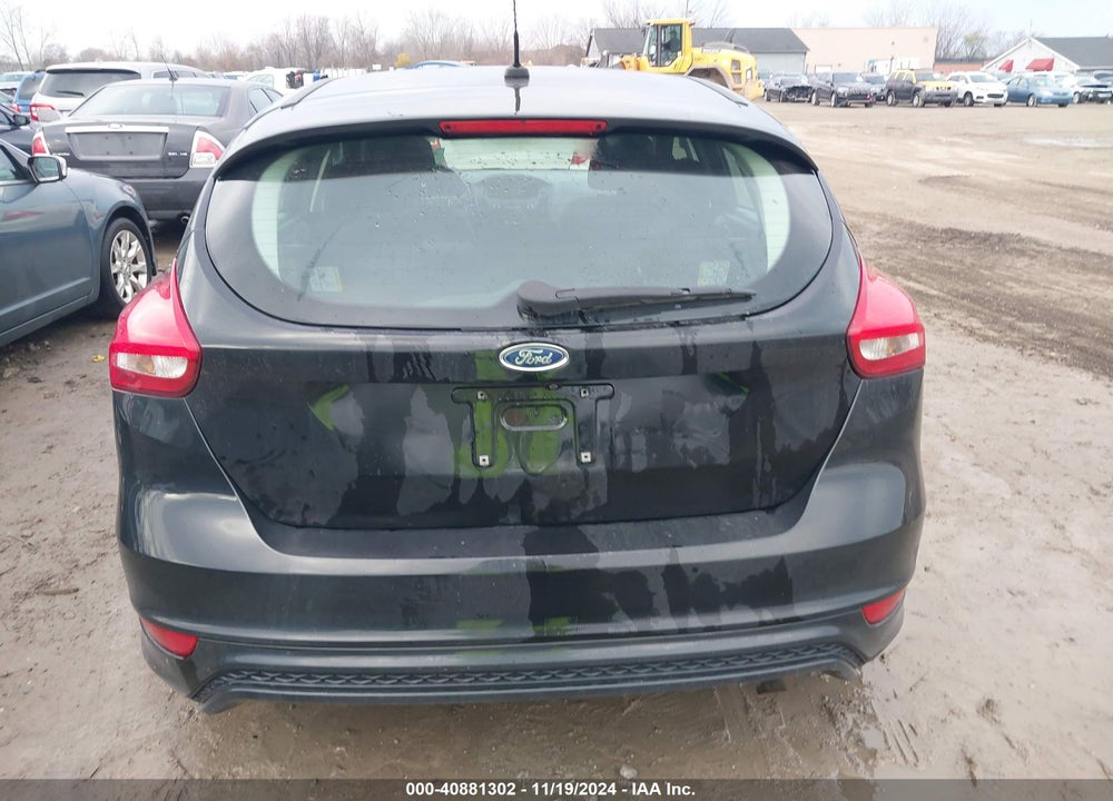 2015 FORD FOCUS SE VIN: 1FADP3K22FL386768