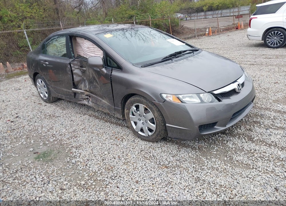 2010 HONDA CIVIC LX VIN: 19XFA1F5XAE040479