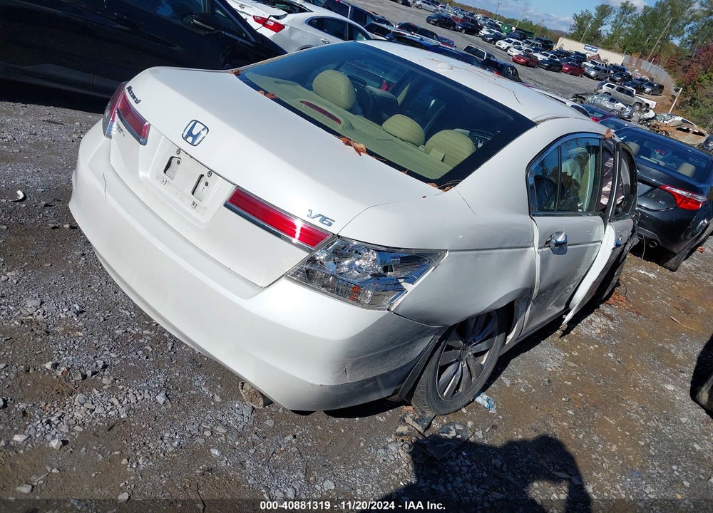 2011 HONDA ACCORD VIN: 1HGCP3F8XBA026403