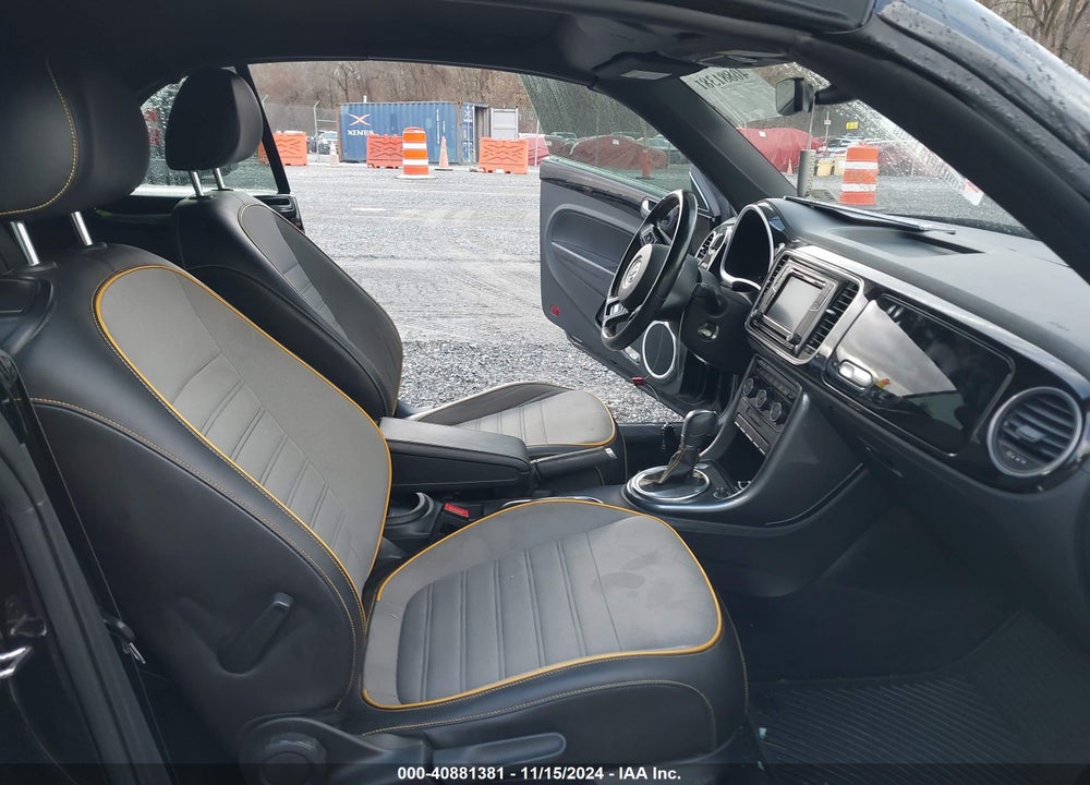 2017 VOLKSWAGEN BEETLE 1.8T DUNE VIN: 3VWT17AT4HM809017