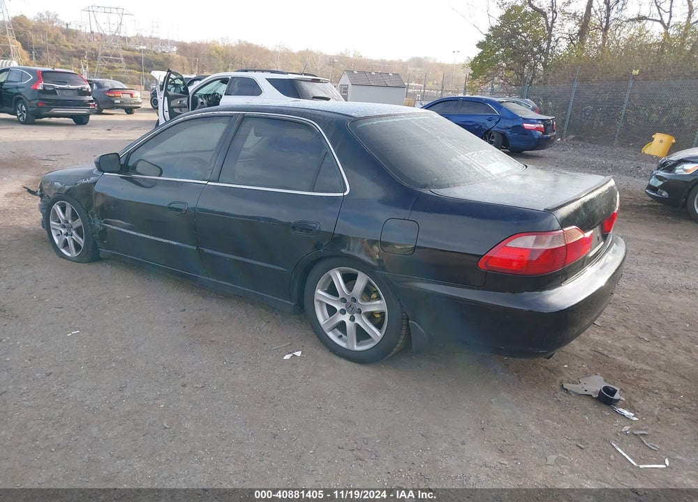 1999 HONDA ACCORD EX V6 VIN: 1HGCG1656XA039442