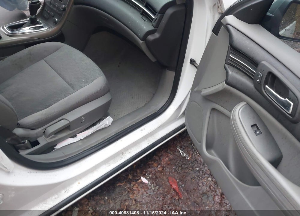 2013 CHEVROLET MALIBU 1LS VIN: 1G11B5SA1DF235584