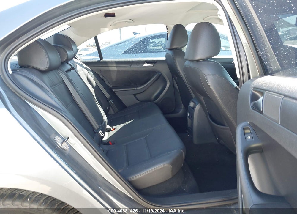 2011 VOLKSWAGEN JETTA 2.5L SE VIN: 3VWDX7AJ5BM353666