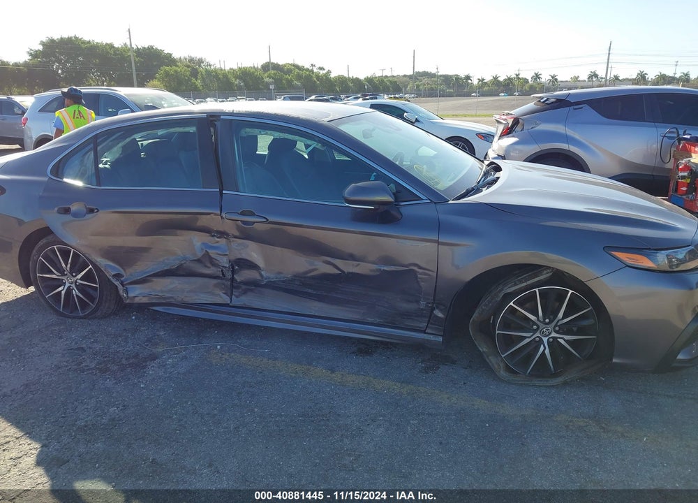 2022 TOYOTA CAMRY SE VIN: 4T1G11AK6NU499366