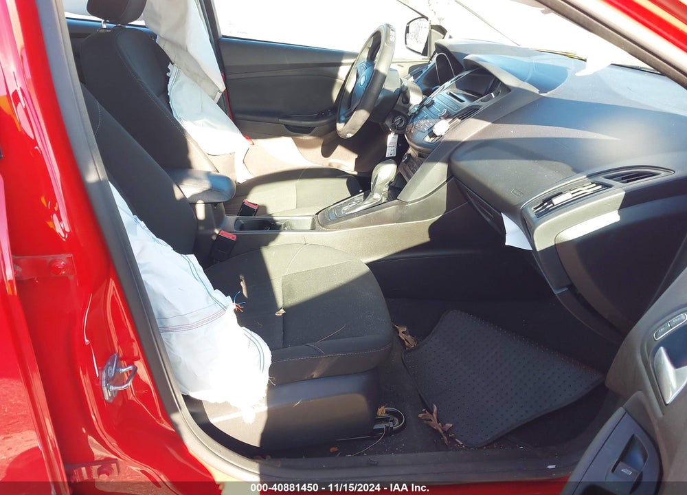 2017 FORD FOCUS SE VIN: 1FADP3F22HL278017