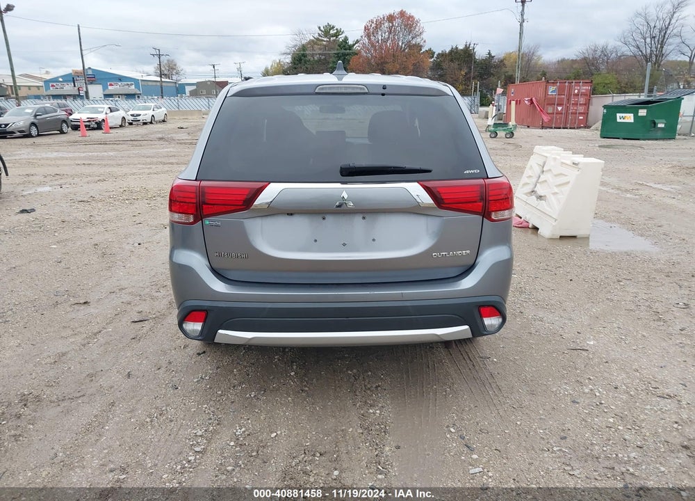 2017 MITSUBISHI OUTLANDER ES VIN: JA4AZ2A33HZ028326