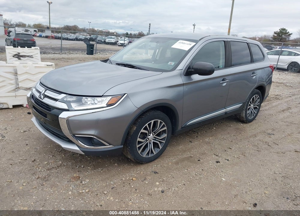 2017 MITSUBISHI OUTLANDER ES VIN: JA4AZ2A33HZ028326