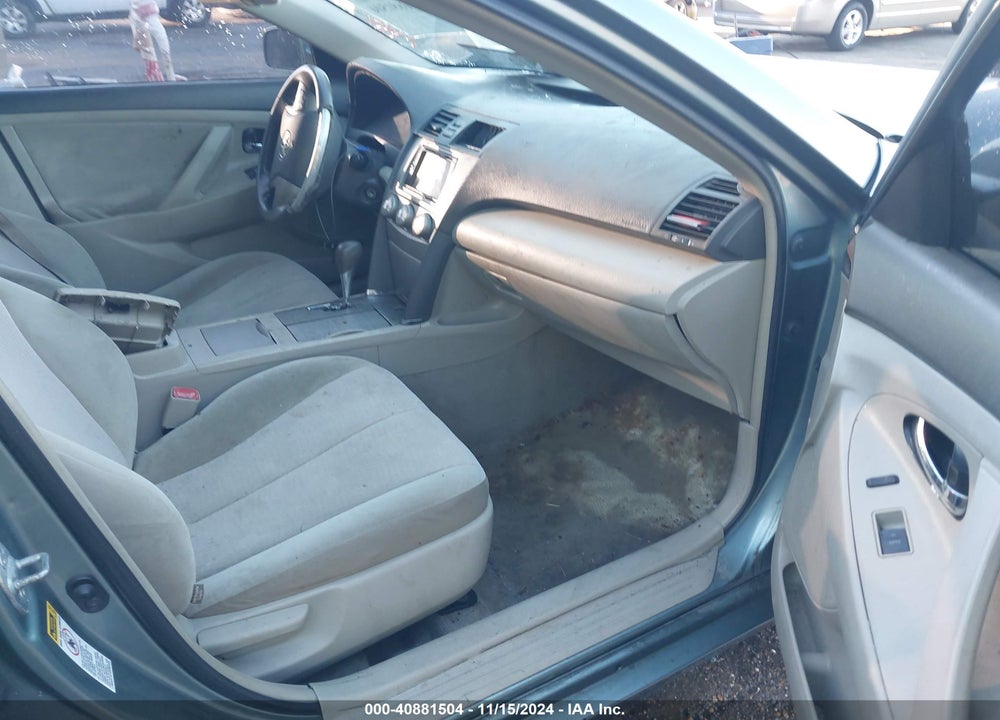 2011 TOYOTA CAMRY LE VIN: 4T1BF3EKXBU694268
