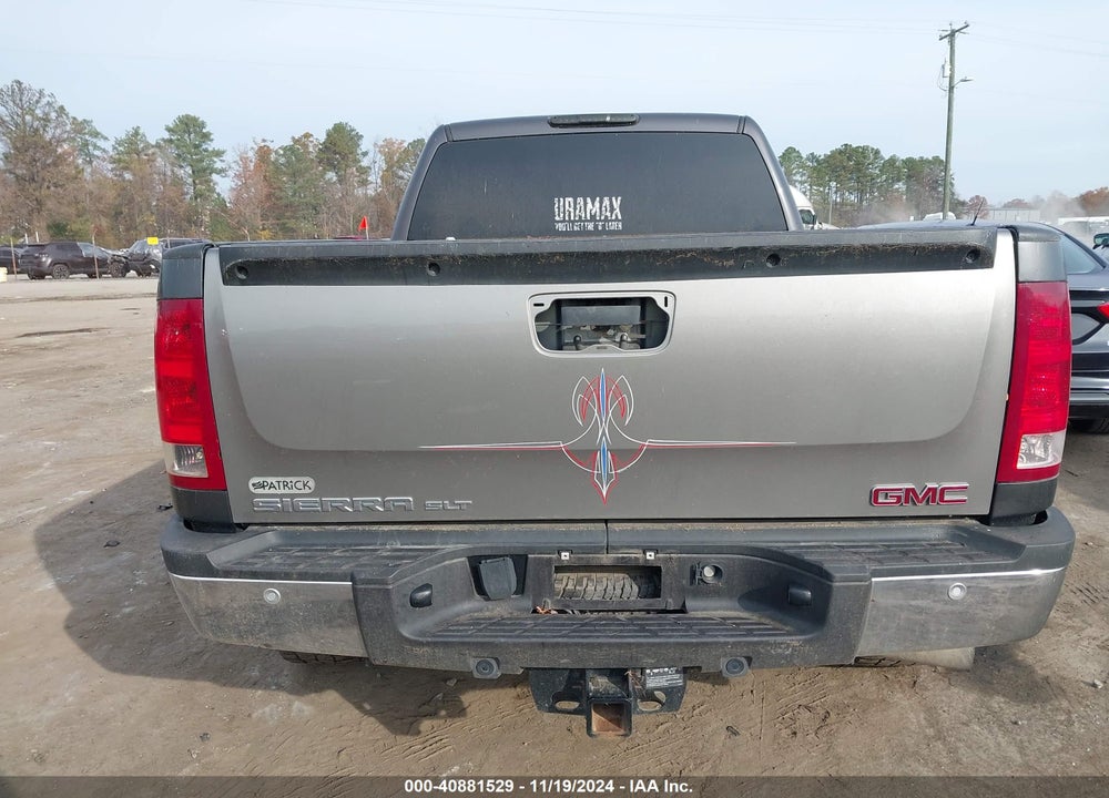 2011 GMC SIERRA 2500HD SLT VIN: 1GT121C82BF142856