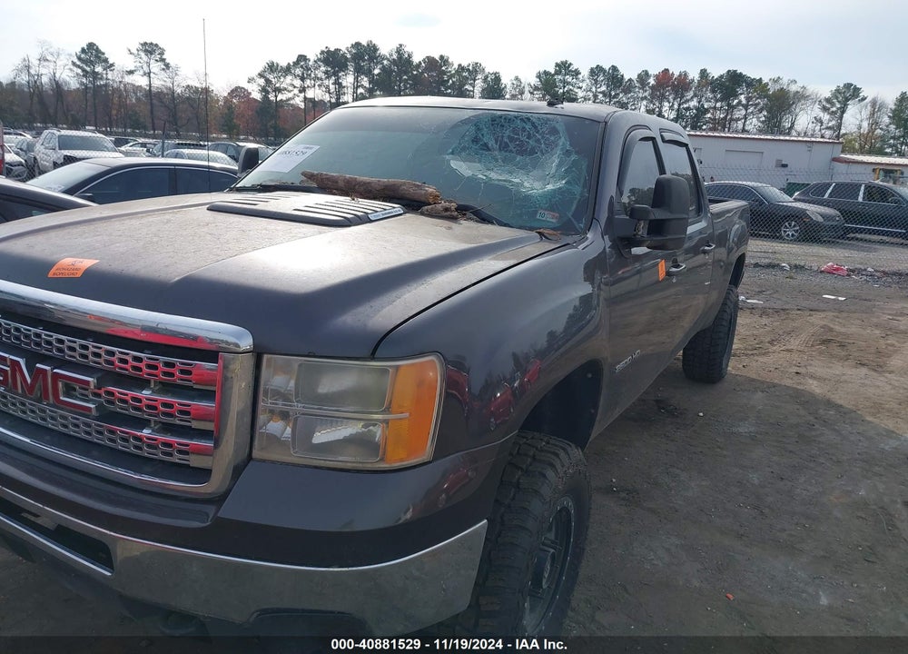 2011 GMC SIERRA 2500HD SLT VIN: 1GT121C82BF142856