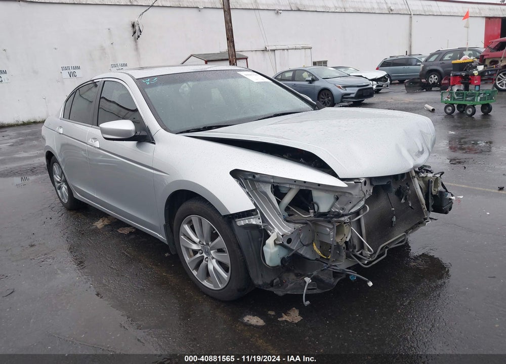 2011 HONDA ACCORD 2.4 EX-L VIN: 1HGCP2F89BA093939