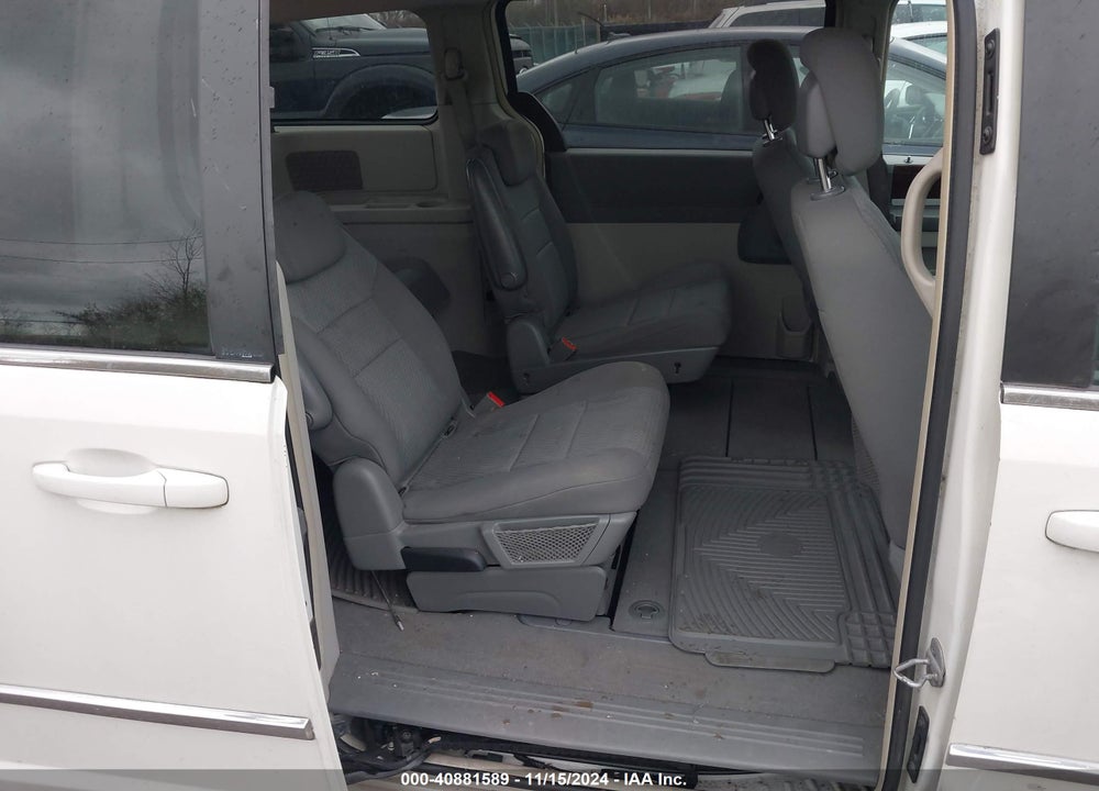 2010 CHRYSLER TOWN & COUNTRY TOURING VIN: 2A4RR5D15AR432503