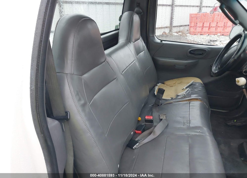2004 FORD F-150 HERITAGE XL/XLT VIN: 2FTRF17274CA31134